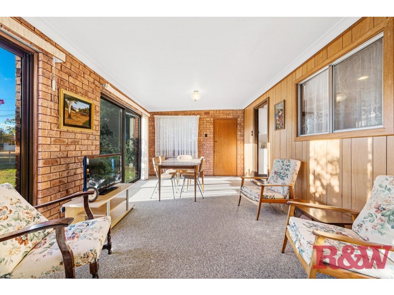 121 Broken Bay Road, Ettalong Beach NSW 2257