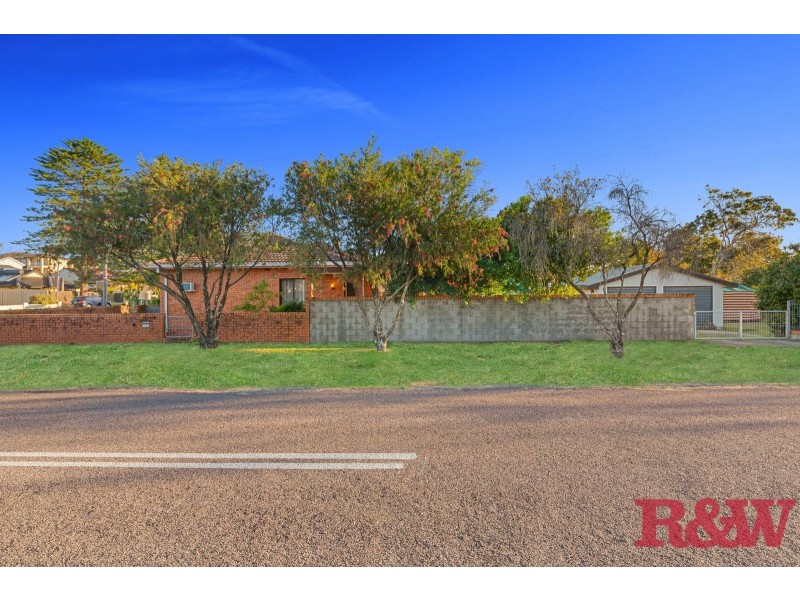 121 Broken Bay Road, Ettalong Beach NSW 2257