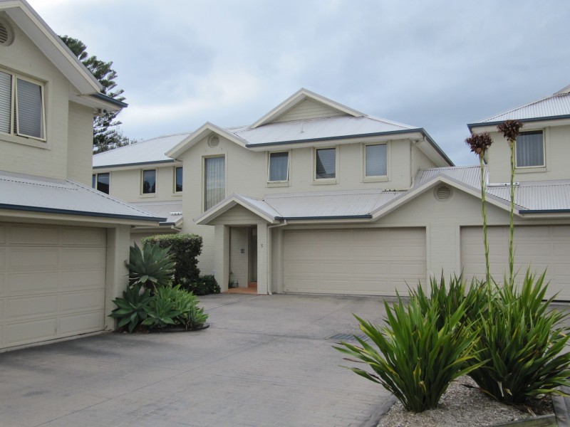 5/19-23 Warrigal Street, Blackwall NSW 2256