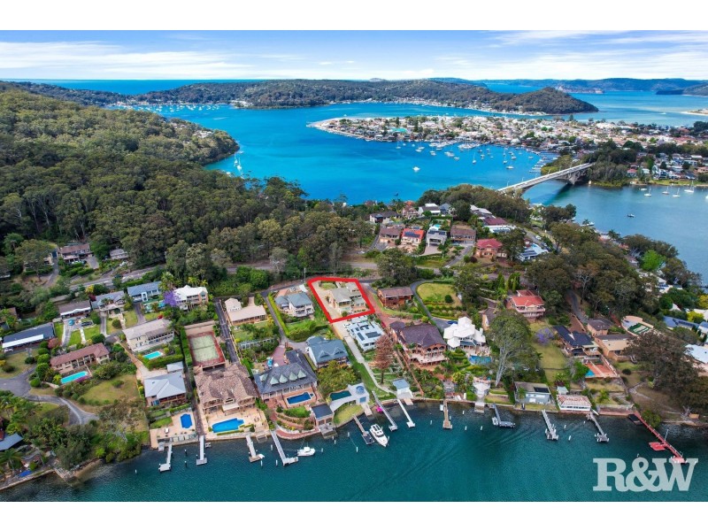 36 Daley Avenue, Daleys Point NSW 2257