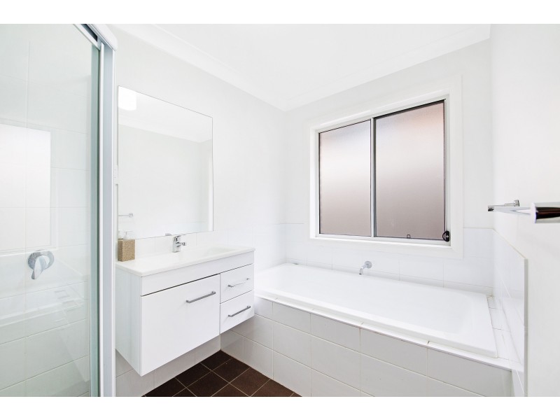 28 Kuttabul Road, Wadalba NSW 2259