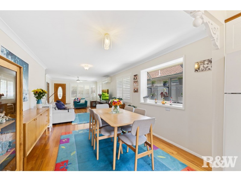 86 Trafalgar Avenue, Woy Woy NSW 2256