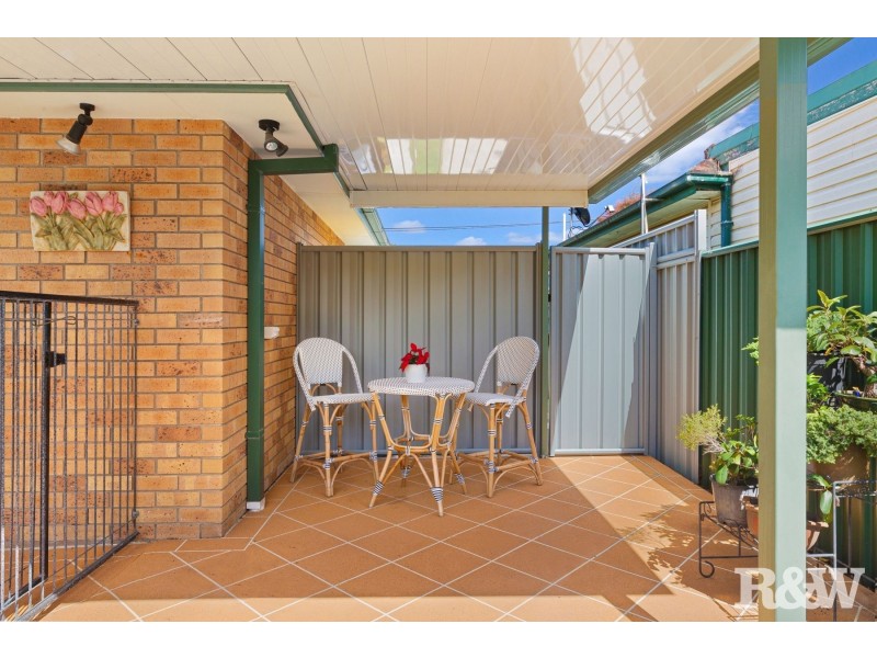 86 Trafalgar Avenue, Woy Woy NSW 2256