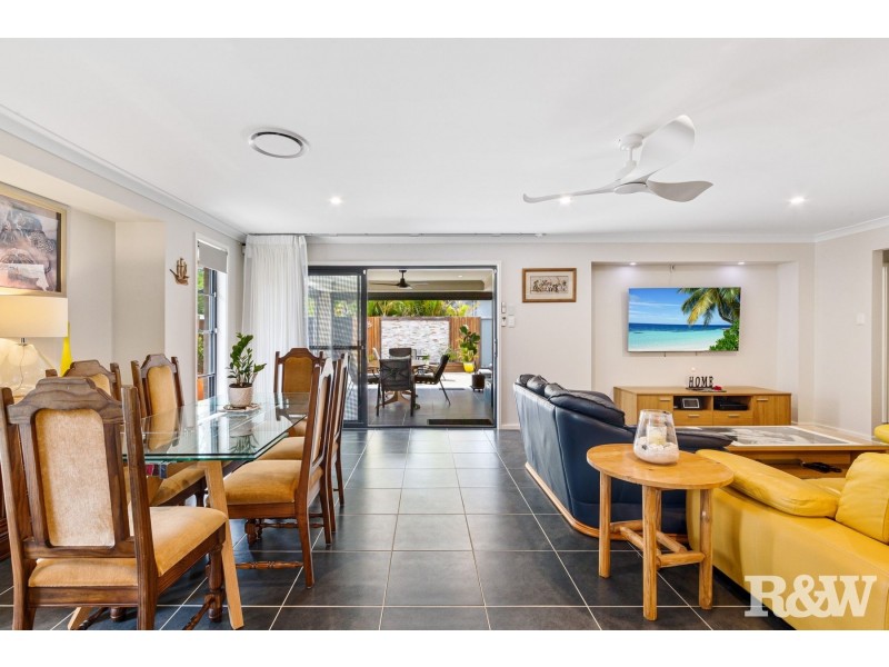 17 Milpera Road, Green Point NSW 2251