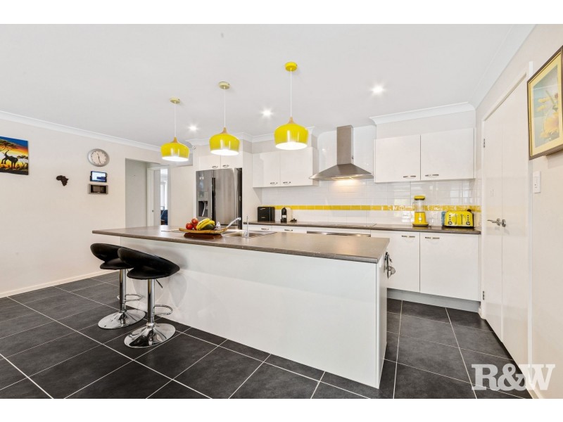 17 Milpera Road, Green Point NSW 2251