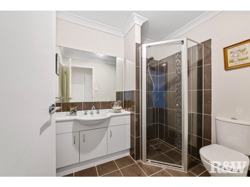 17 Milpera Road, Green Point NSW 2251