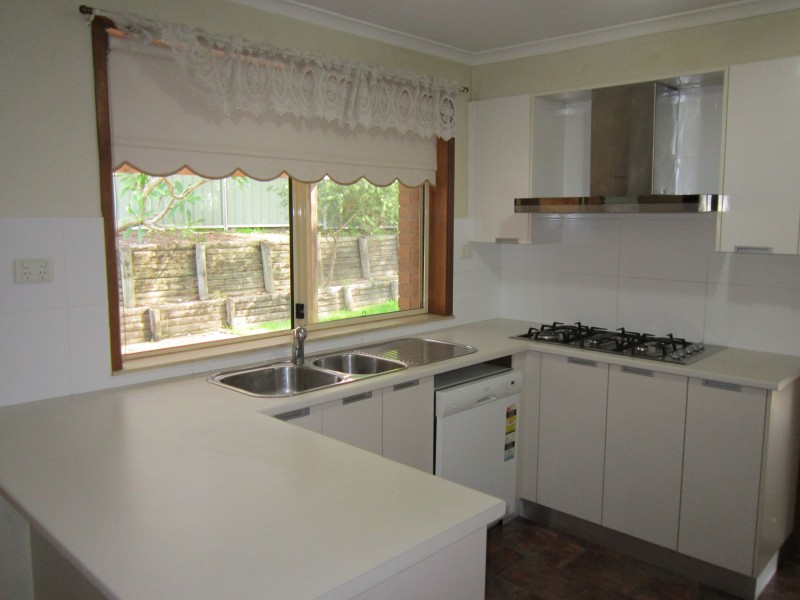 92 Newling Street, Lisarow NSW 2250