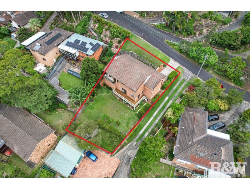 16 Fiona Street, Point Clare NSW 2250