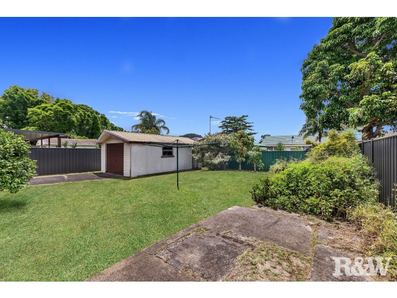 13 Florida Avenue, Woy Woy NSW 2256