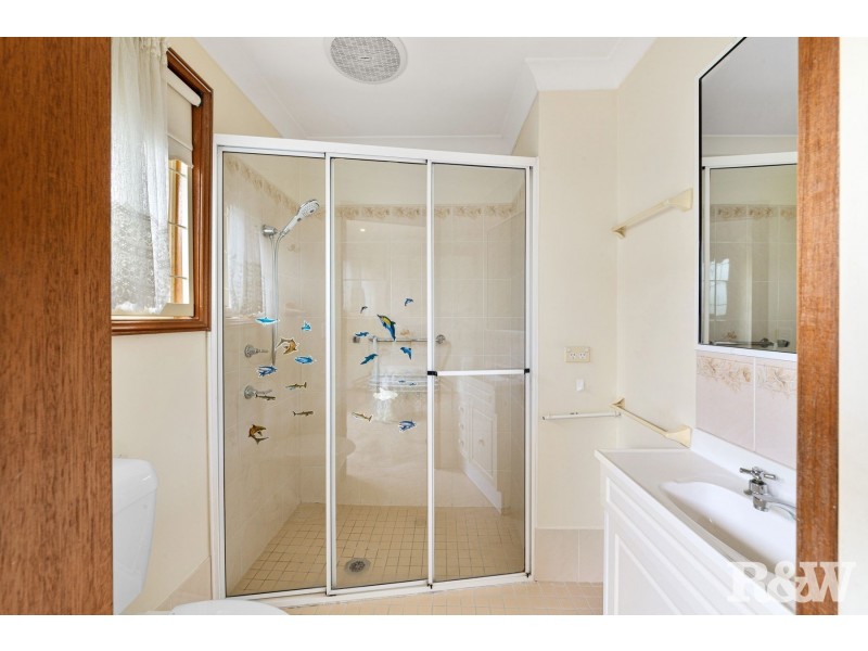 2/16 Victoria Road, Woy Woy NSW 2256