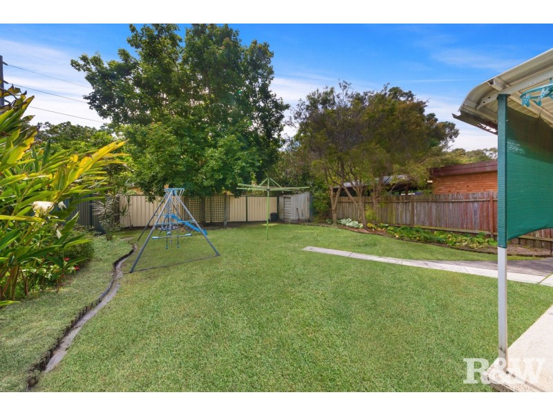 5 Lens Avenue, Umina Beach NSW 2257