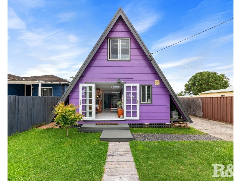17 Australia Avenue, Umina Beach NSW 2257