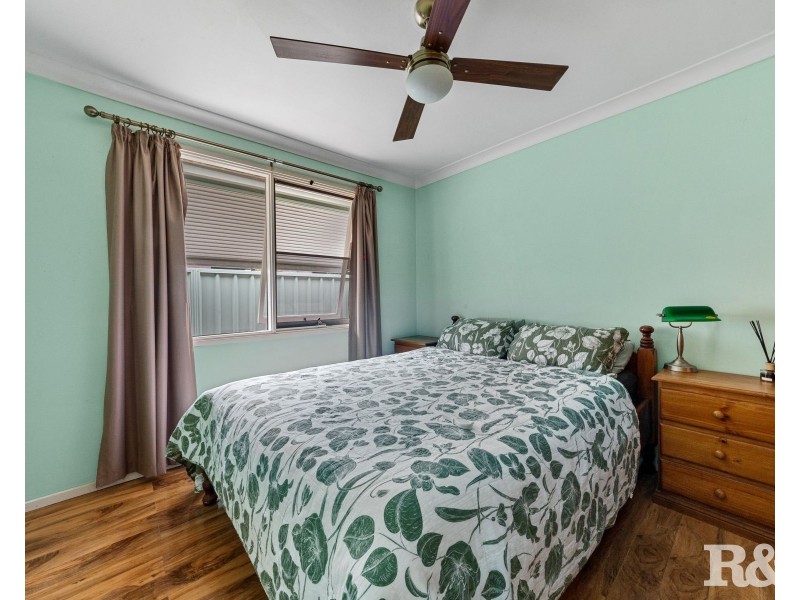 16 Everglades Cresent, Woy Woy NSW 2256