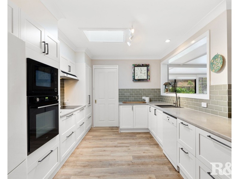 28 Beachfront Parade, St Huberts Island NSW 2257