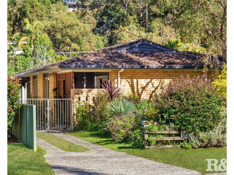 126 Brisbane Av, Umina Beach NSW 2257