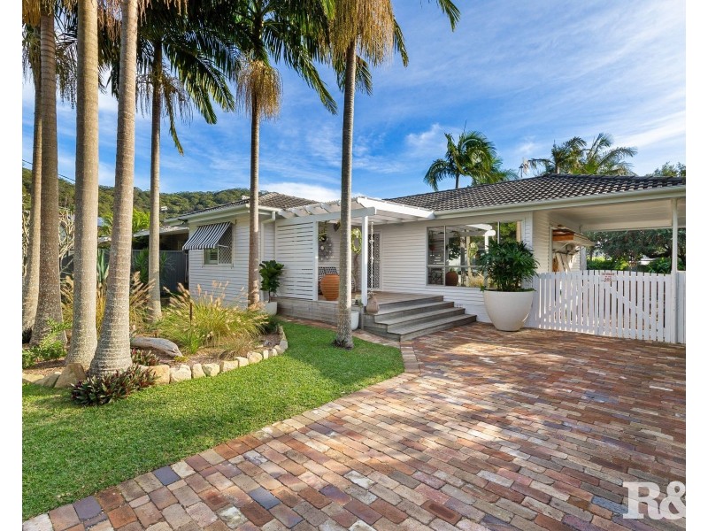 33 Karloo Road, Umina Beach NSW 2257