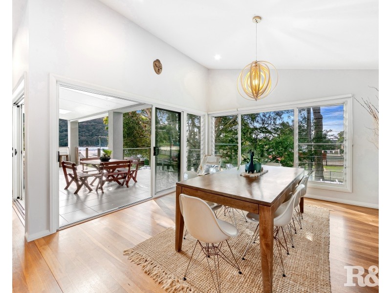 4 Bassan Street, Woy Woy Bay NSW 2256