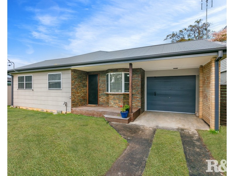84 Gallipoli Avenue, Umina Beach NSW 2257