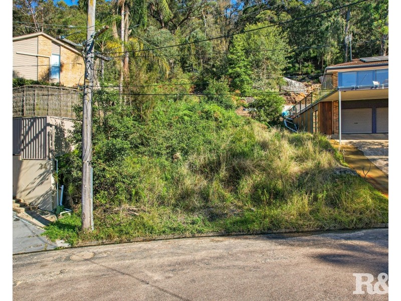 32 Indra Road, Tascott NSW 2250