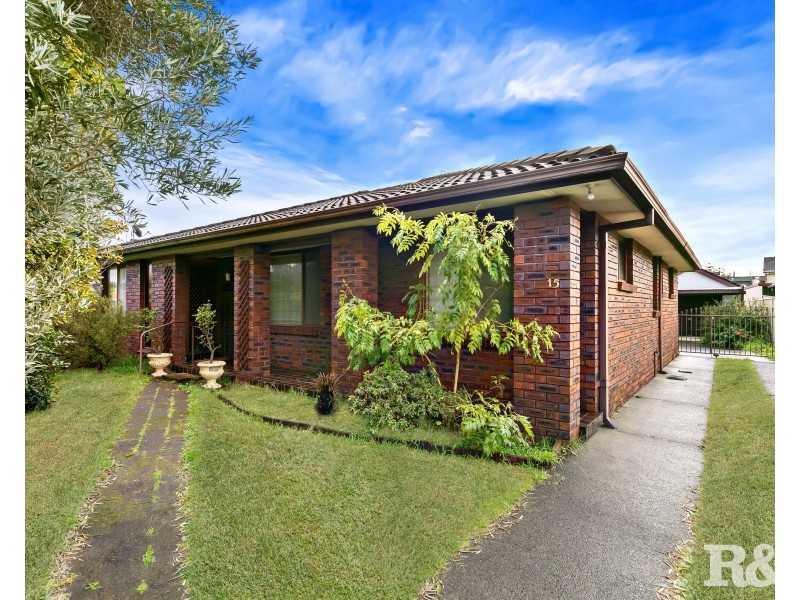 15 Allfield Road, Woy Woy NSW 2256