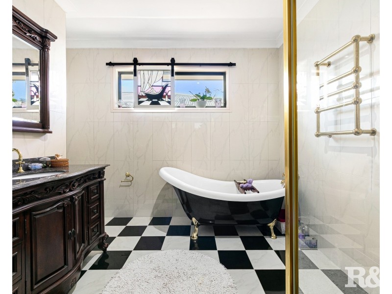 83 McMasters Road, Woy Woy NSW 2256
