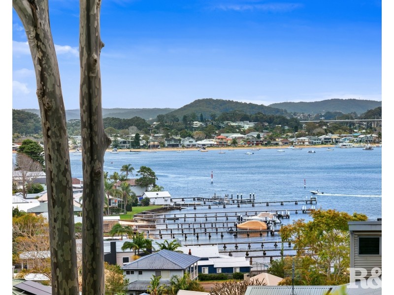 43 High View Road, Pretty Beach NSW 2257