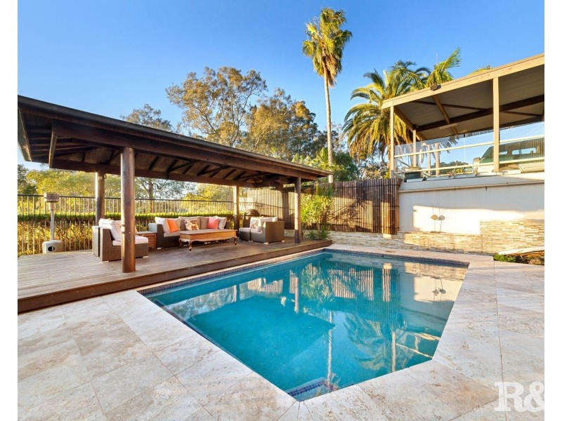 40 Matthews Parade, Point Clare NSW 2250