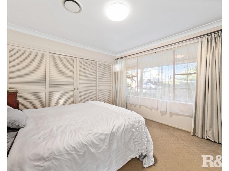 40 Matthews Parade, Point Clare NSW 2250