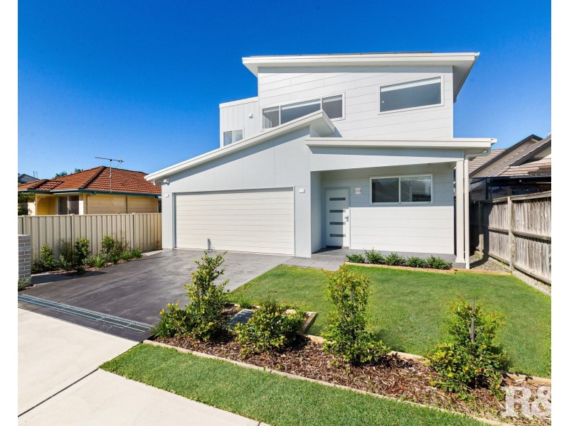 28 Cambridge Street, Umina Beach NSW 2257