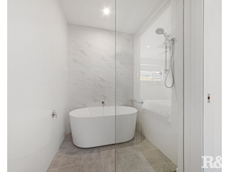 28 Cambridge Street, Umina Beach NSW 2257