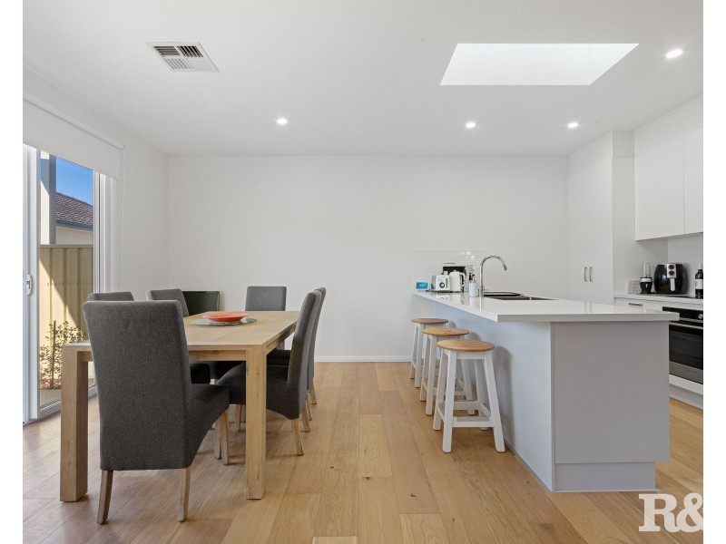 28 Cambridge Street, Umina Beach NSW 2257