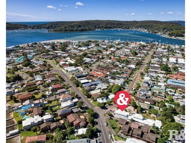1/2 Webb Road, Booker Bay NSW 2257