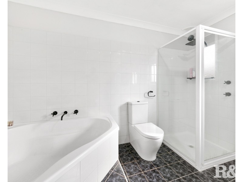 99 Mackenzie Avenue, Woy Woy NSW 2256