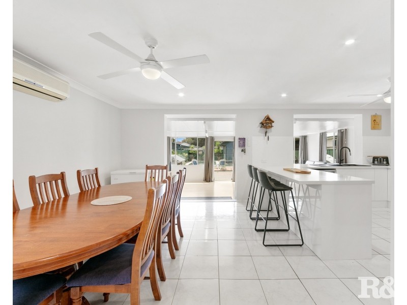 99 Mackenzie Avenue, Woy Woy NSW 2256