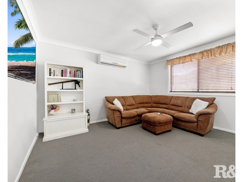 99 Mackenzie Avenue, Woy Woy NSW 2256