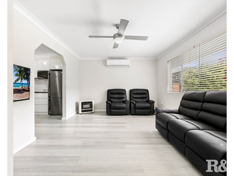 28 Blue Waters Parade, Tascott NSW 2250