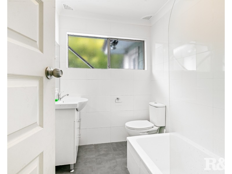 28 Blue Waters Parade, Tascott NSW 2250