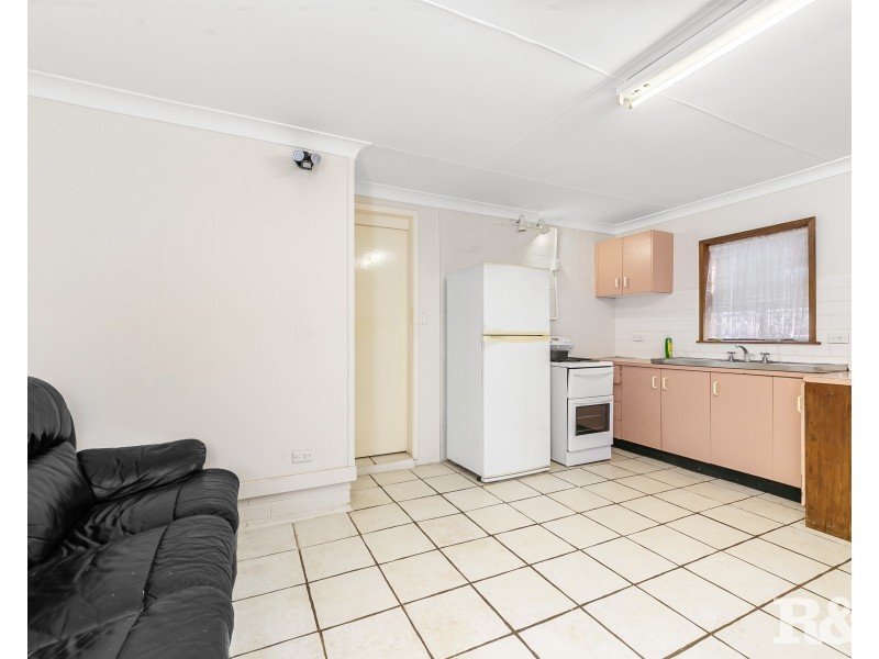 28 Blue Waters Parade, Tascott NSW 2250