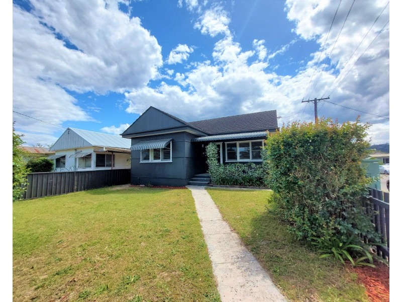 251 Trafalgar Avenue, Umina Beach NSW 2257