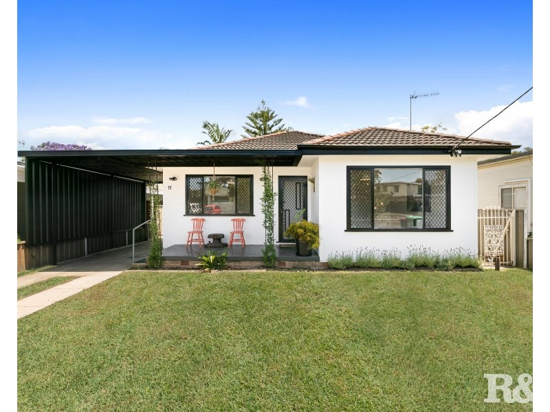 11 Crown Road, Umina Beach NSW 2257
