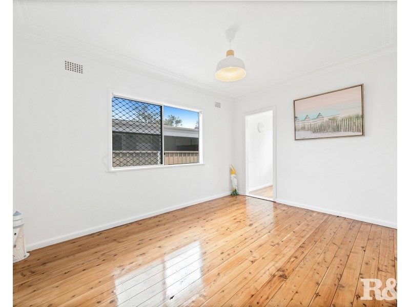 11 Crown Road, Umina Beach NSW 2257