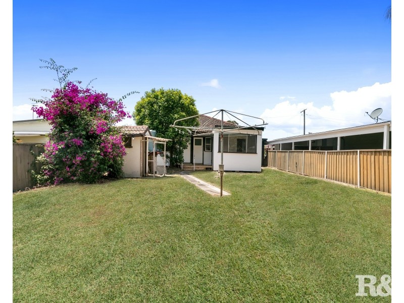 11 Crown Road, Umina Beach NSW 2257