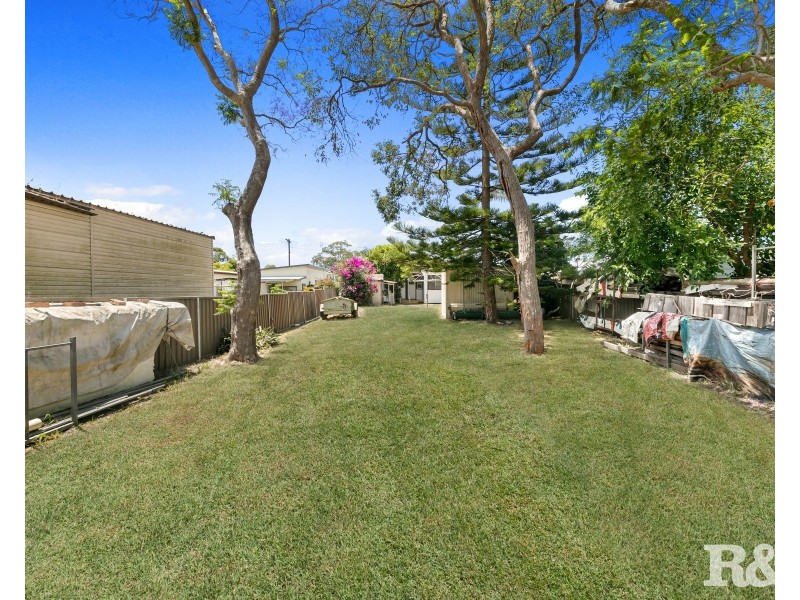 11 Crown Road, Umina Beach NSW 2257