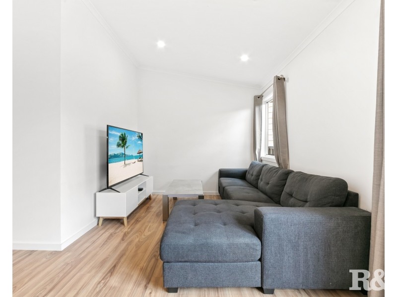 10 Vee Jay Place, Tascott NSW 2250