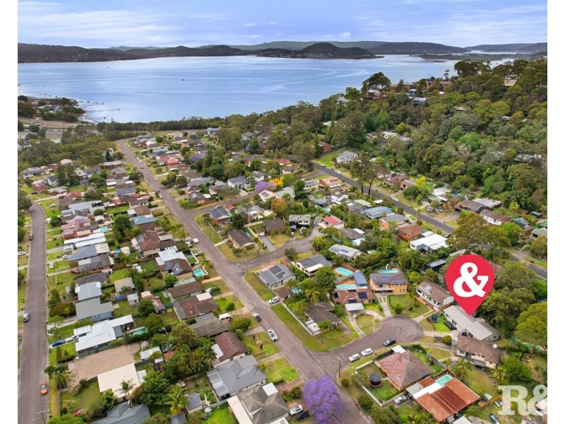 10 Vee Jay Place, Tascott NSW 2250