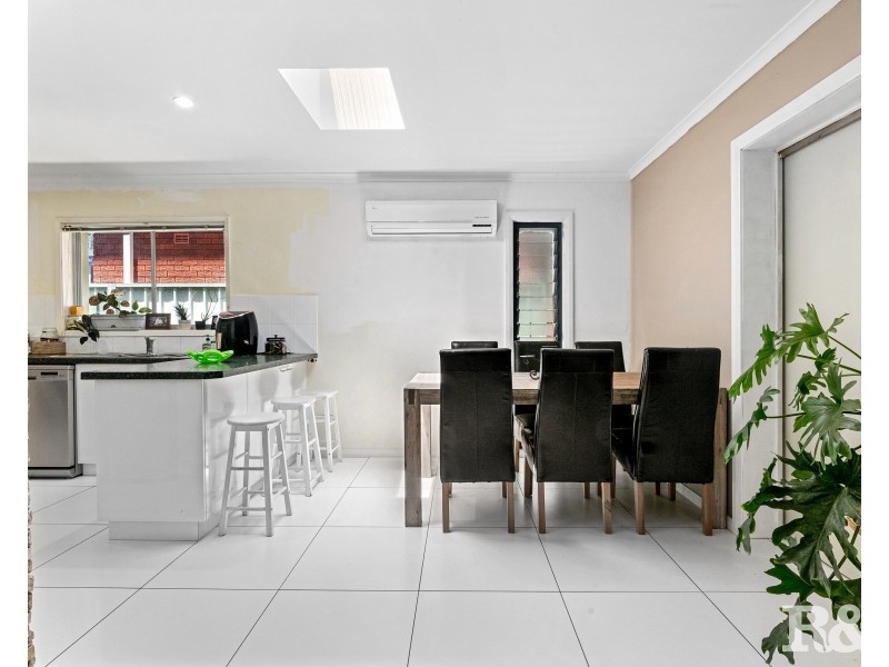 42 Honeysuckle Street, Umina Beach NSW 2257