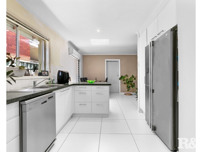 42 Honeysuckle Street, Umina Beach NSW 2257