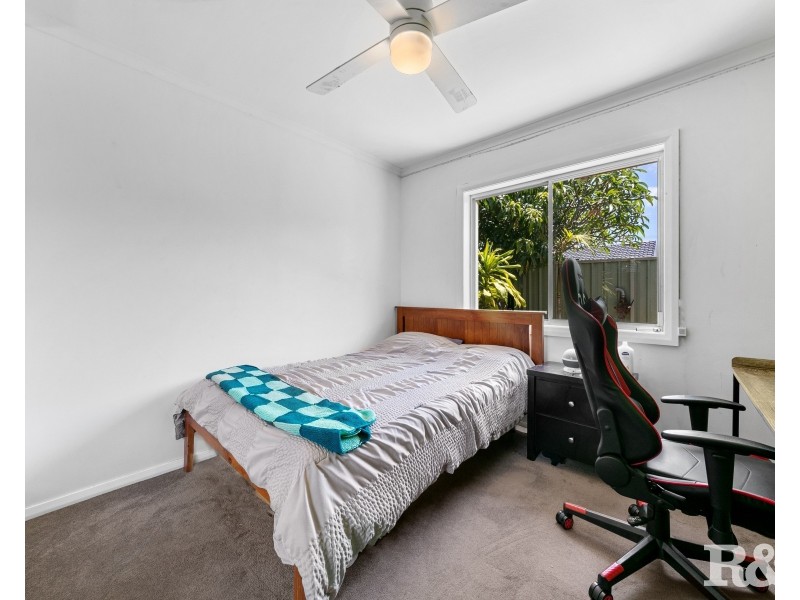 42 Honeysuckle Street, Umina Beach NSW 2257