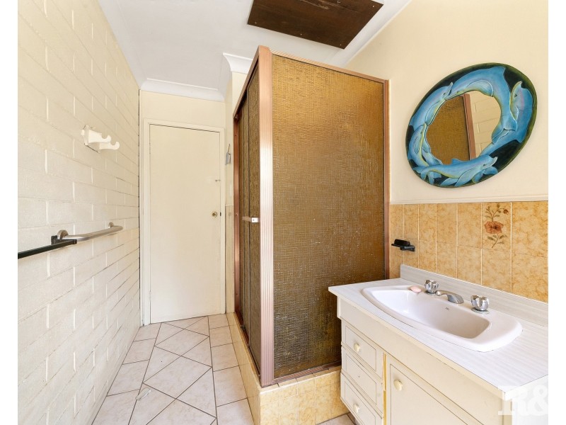 44 Daffodil Drive, Woy Woy NSW 2256