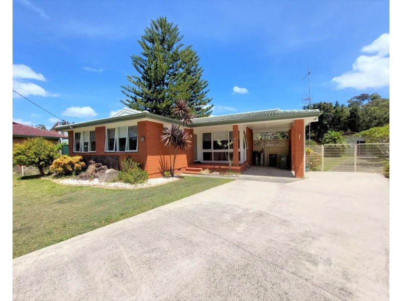 24 Bluefish Crescent, Tascott NSW 2250